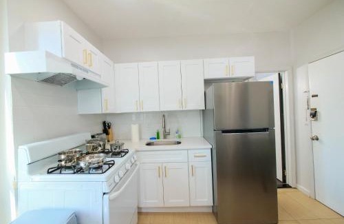The Heights Apartment | Amazing one-bedroom apt with view near NYC