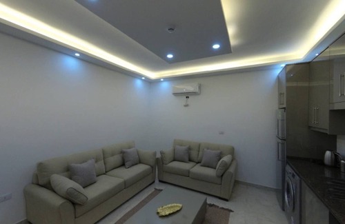 Al Abdali Apartment | Amazing one Bedroom Apartment in Amman, Elwebdah 2