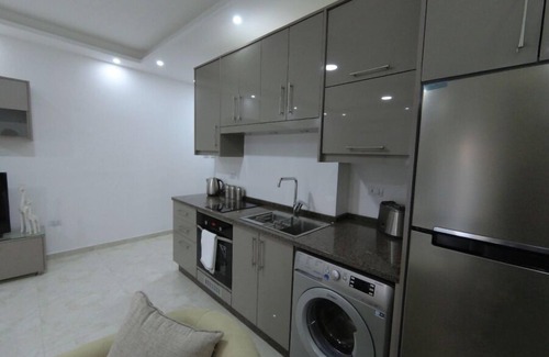 Al Abdali Apartment | Amazing one Bedroom Apartment in Amman,Elwebdah 1