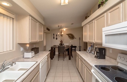 Lake Havasu City House | Amazing pool, jacuzzi & waterfall.resort-like backyard!