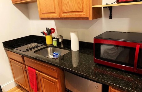 North End Apartment | Amazing price & location w parking -North End -Boston