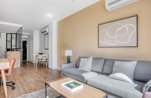 Ibiza Apartment | Amazing Retiro 1BR, in the best area of Madrid, by Blueground