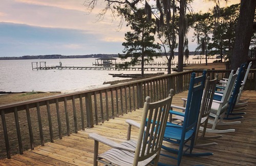 River Road House | Amazing Riverfront Views