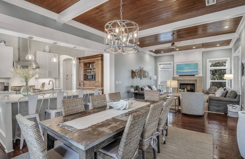 Miramar Beach House | Amazing Sandestin Beach House-4 BR 3.5 BA, Golf Cart, Lux Amenities, Discounts