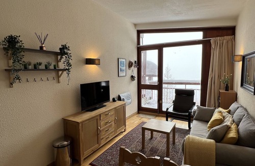 Arc-2000 Apartment | Amazing ski location. Great views of Mt Blanc.