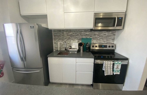 North Bay Village Apartment | Amazing smart apartment in Miami with free Parking