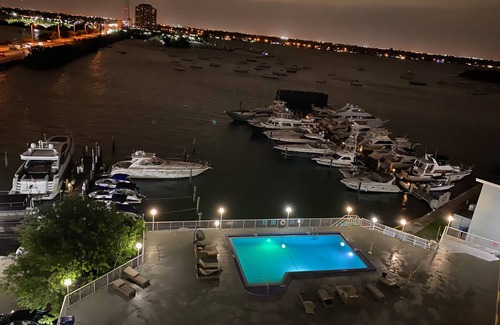 North Bay Village Apartment | Amazing smart apartment in Miami with free Parking