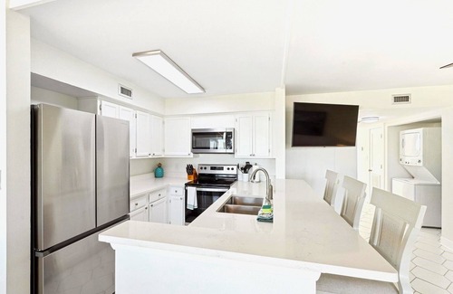 Pensacola Beach Condo | Amazing Sound View, Gulf View and Short Walk to Beach and Peg Leg Petes!