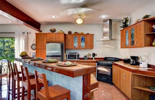Playacar Fase I Villa | Amazing Spacious Villa in the perfect location! Steps to the Beach & Town!