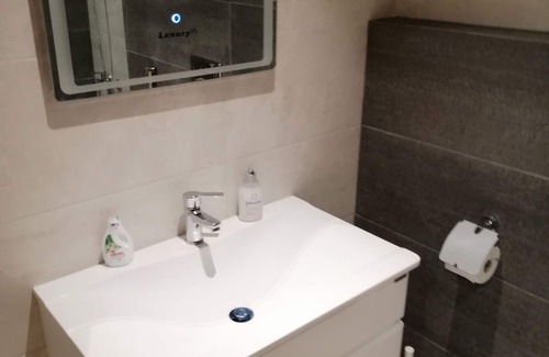 Al Abdali Apartment | Amazing Studio in DAMAC Tower