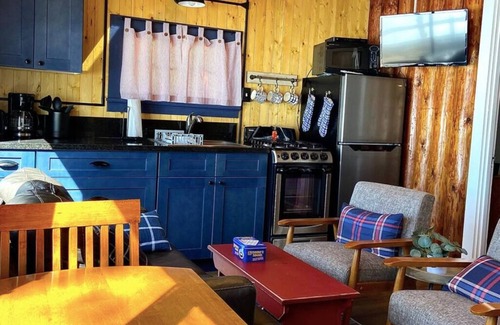 St Germain Cabin | Amazing Sunset Views on Romantic Lakefront Cabin
