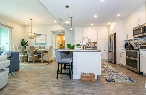 Whitney Beach Condo | Amazing sunsets and pet friendly!