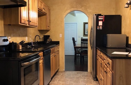 Kimberling City House | Amazing Table Rock Lake Home! Easy access to Silver Dollar City & Branson.