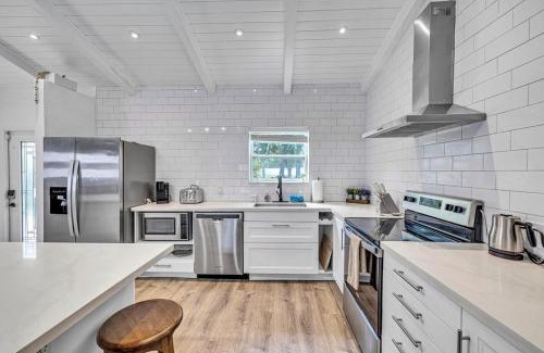 Delray Beach House | Amazing Tropical Pool House Delray Near Ocean