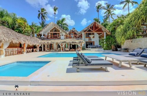 Las Terrenas Villa | Amazing unique beachfront Luxury villa Cap Bonita offers breathtaking ocean view
