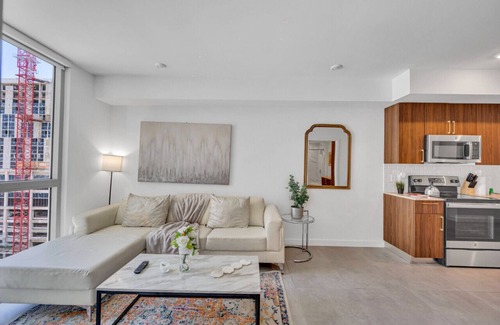 Overtown Apartment | Amazing Unit in Downtown Miami W/Free Parking