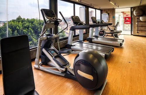 Downtown Guadalajara Apartment | Amazing View Loft wGym Coworking 2 BD Tribu Colon 301