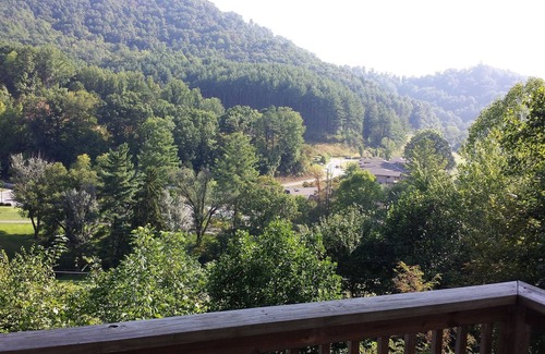Maggie Valley House | Amazing Views 3 Br 2.5 Bath Home Overlooking The 18th Hole