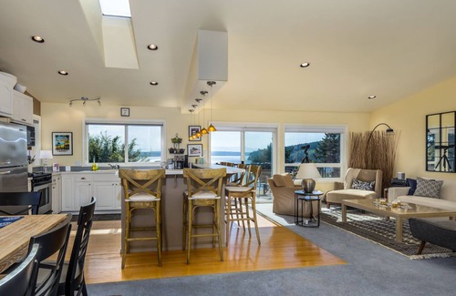 Camano Island House | Amazing views, plenty of room to relax with AC and games for both inside & out