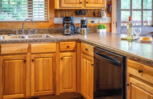 Sevierville Cabin | Amazing Views - Private