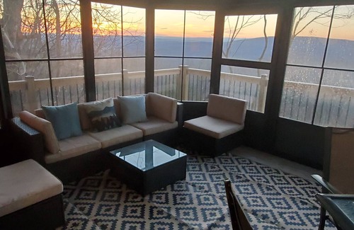 Great Cacapon House | Amazing views!