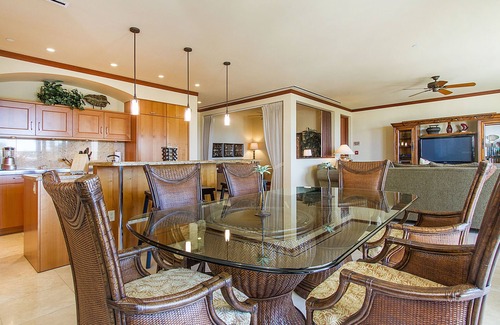 Wailea Condo | Amazing Wailea Surf Villa: Luxury Condo - Owner Direct!