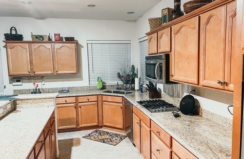 Fort Mohave House | Amazing Waterfront Retreat close to amenity's