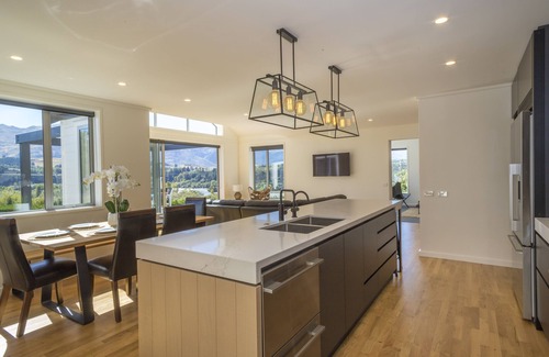 Lower Shotover House | Amazing Winter Escape with Spectacular Views