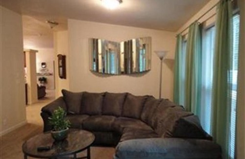 Adelma Beach Bed & Breakfast | Amber Lights Bed and Breakfast