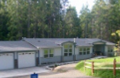Adelma Beach Bed & Breakfast | Amber Lights Bed and Breakfast