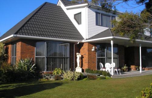 Hokitika Bed & Breakfast | Amberlea B&B