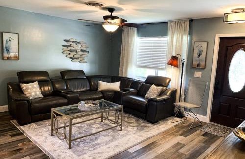 Jensen Beach House | Ambers Jensen Beachhouse with Hot Tub
