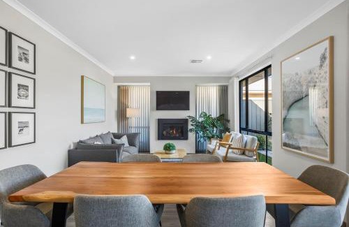Eglinton House | Amberton Beachs Little Paradise By Swan Bnb