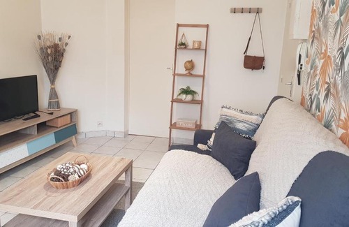 Saint-Serge Apartment | Ambiance cocooning