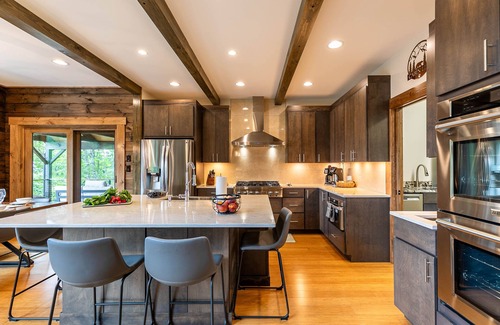 Banner Elk House | Ambience Lodge at Eagles Nest! 6 bedroom, 5.5 bathroom, Luxury Home With Hot Tub and Fireplace