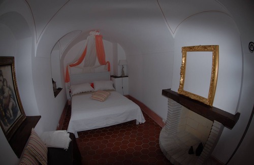 Dolceacqua Bed & Breakfast | AMBRA ROOM in B & B Le Gemme