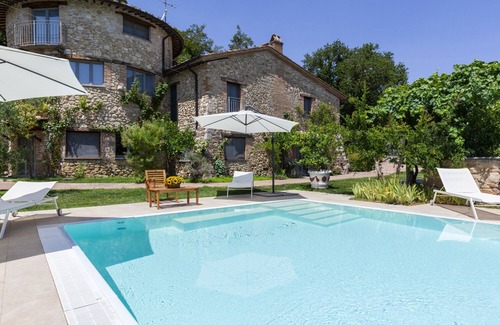 Montecampano Villa | Amelia farmhouse: stone villa with swimming pool and amazing views
