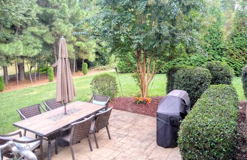Raleigh House | AMERICAN DREAM: 10 miles from Downtown Raleigh