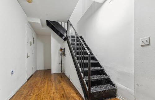 Hell's Kitchen Bed & Breakfast | American Dream Guest House