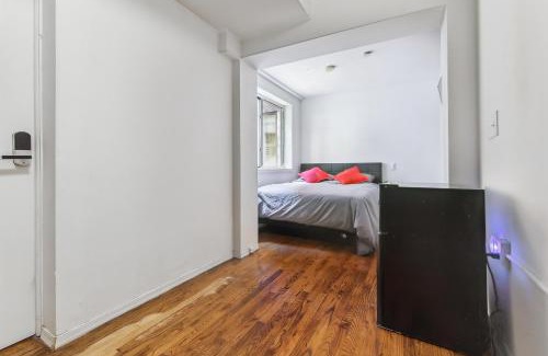 Hell's Kitchen Bed & Breakfast | American Dream Guest House