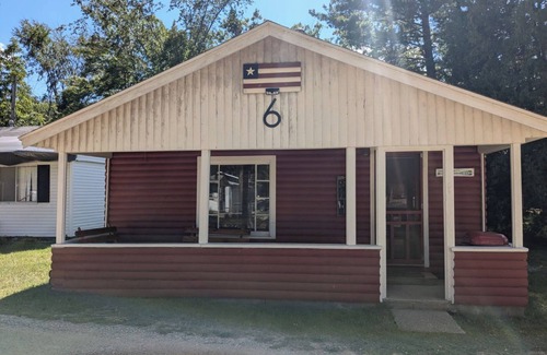 Prudenville Cabin | Americana - Cabin #6