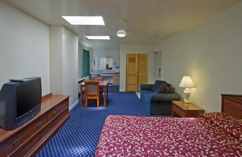 Port Hueneme Hotel | Americas Best Value Inn Oxnard Port Hueneme