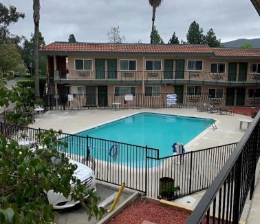 Thousand Oaks Hotel | Americas Best Value Inn Thousand Oaks