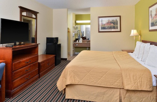 Dayton Hotel | Americas Best Value Inn Dayton