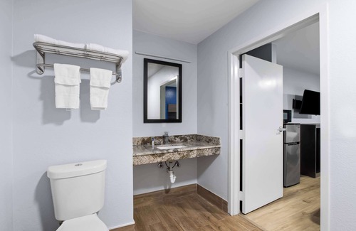Gonzales Hotel | Americas Best Value Inn Gonzales