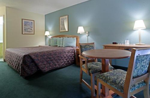Fort Pierce Hotel | Americas Best Value Inn Florida Turnpike & I-95