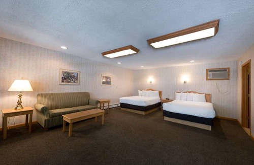 Lake George Hotel | Americas Best Value Inn & Suites Lake George