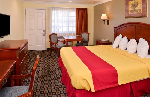 Carousel Hotel | Americas Best Value Inn & Suites San Bernardino