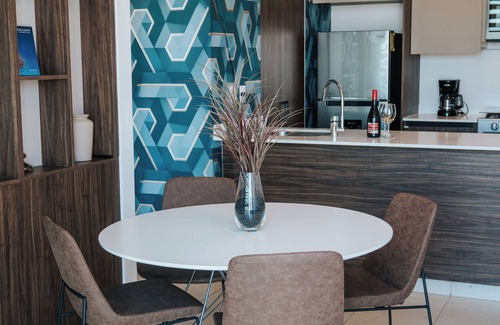 Guadalajara Apartment | Americas Residence, Downtown, Financial zone, Jacuzzi, Rooftop, Best Wifi. GDLn