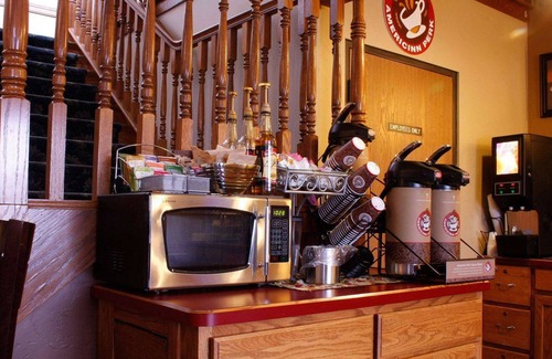 Sturgeon Bay Hotel | AmericInn by Wyndham Sturgeon Bay